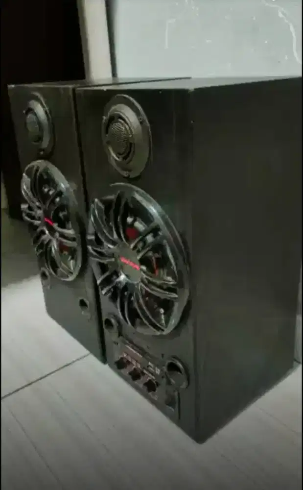 Speaker aktif bluetooth