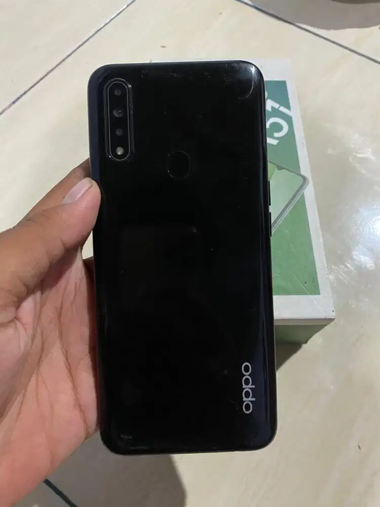 OPPO A31 LIKE NEW