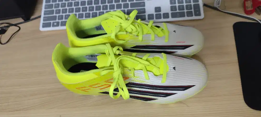 Sepatu Bola adidas Football F50 CLUB