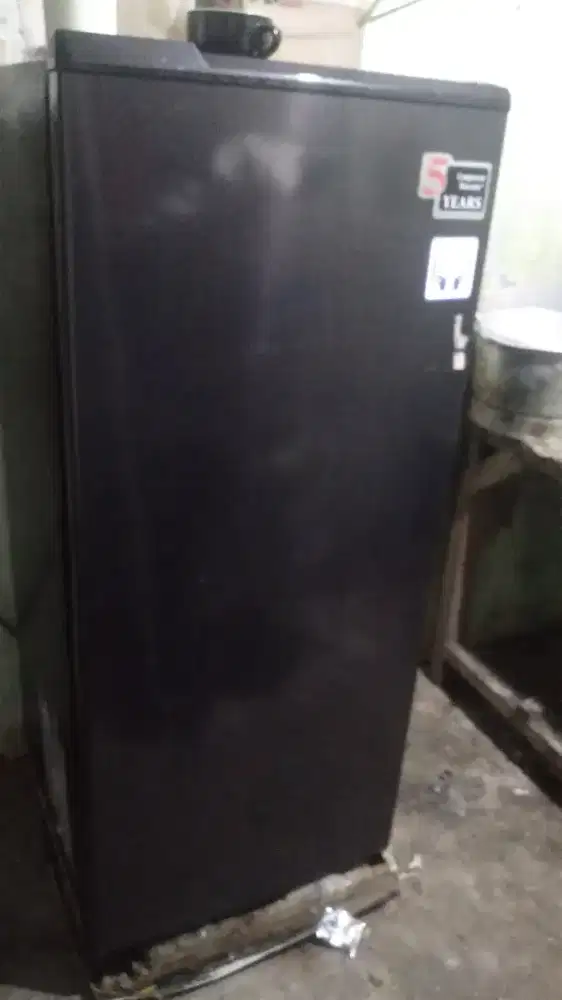 jual kulkas toshiba mulus dingin