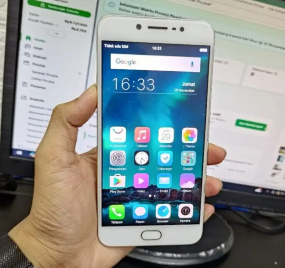 VIVO Y67 (6/128) (Fingerprint) Mulus Bisa Tukar Tambah