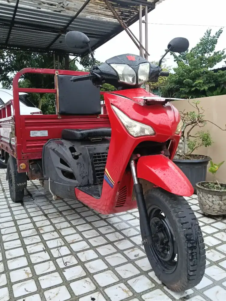 Tossa roda tiga