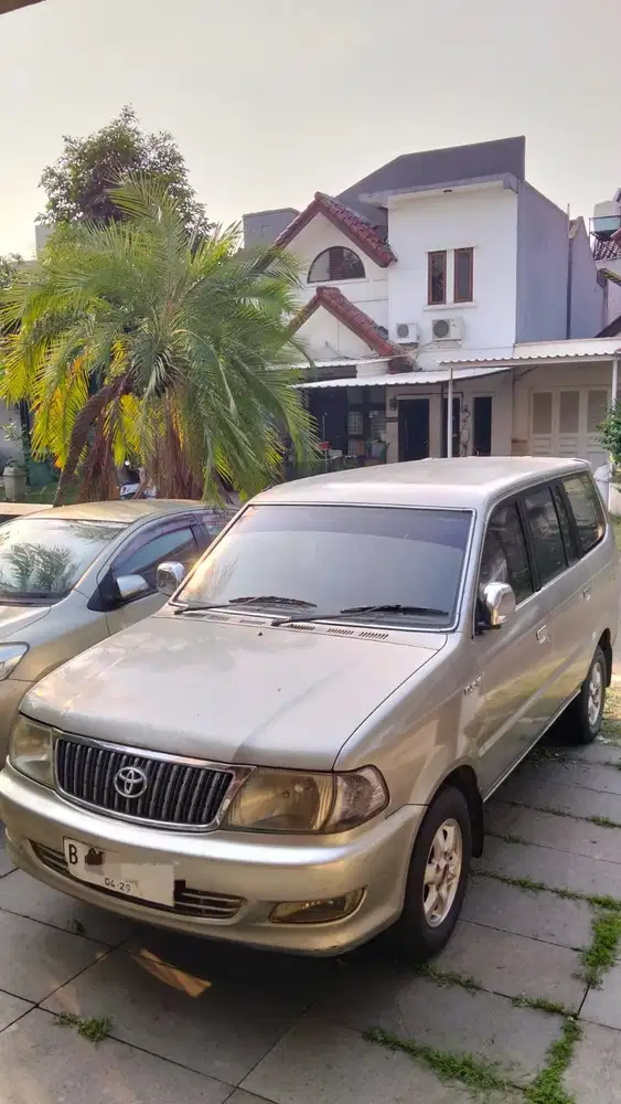 Toyota Kijang 2004 Bensin