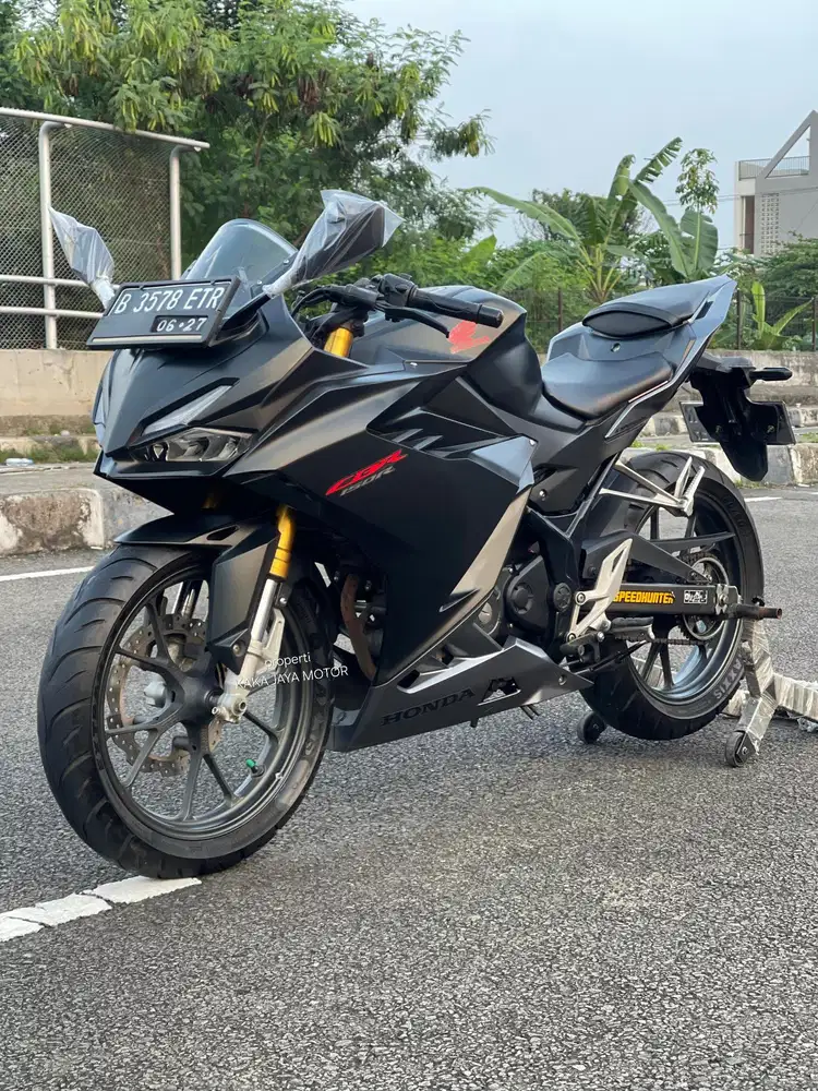 [DP 500] Honda CBR 150 R 2022 Bagus Mulus Bergaransi