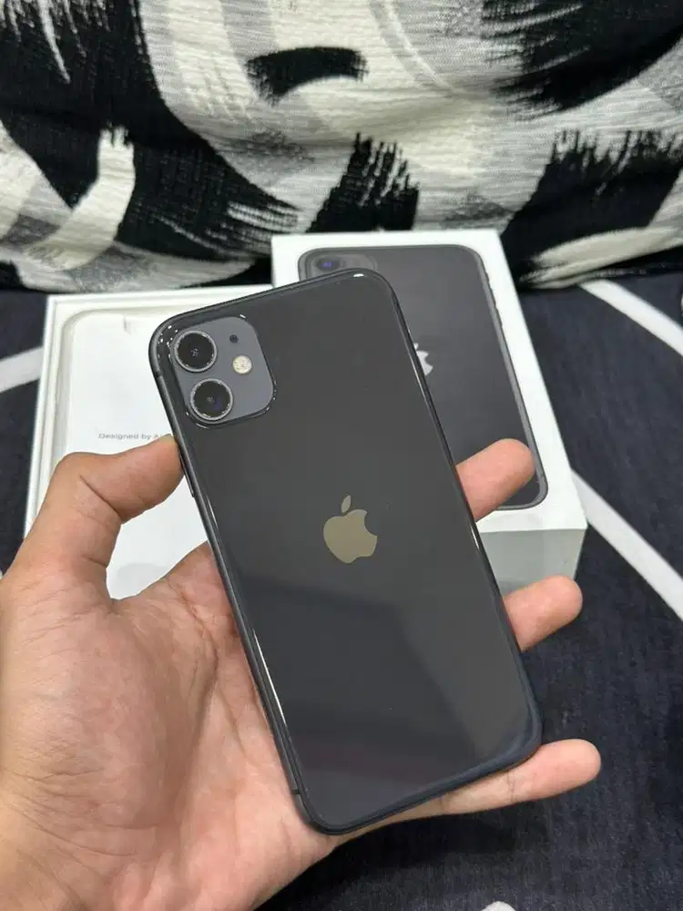 iPhone 11 128Gb iBox