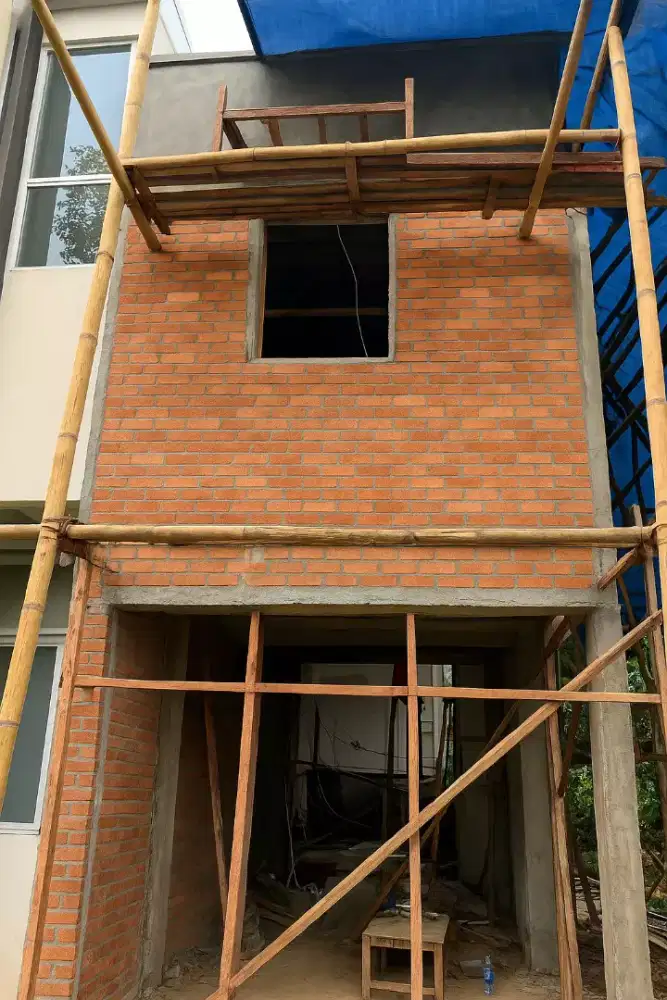 Tukang bangunan