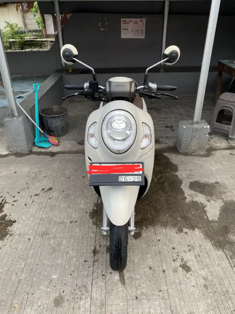 Scoopy prestige 2024