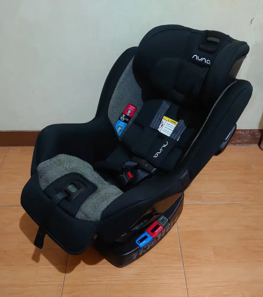 Preloved Carseat Nuna Rava Nett