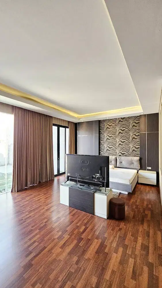 Rumah Pakuwon Indah VBR 2
