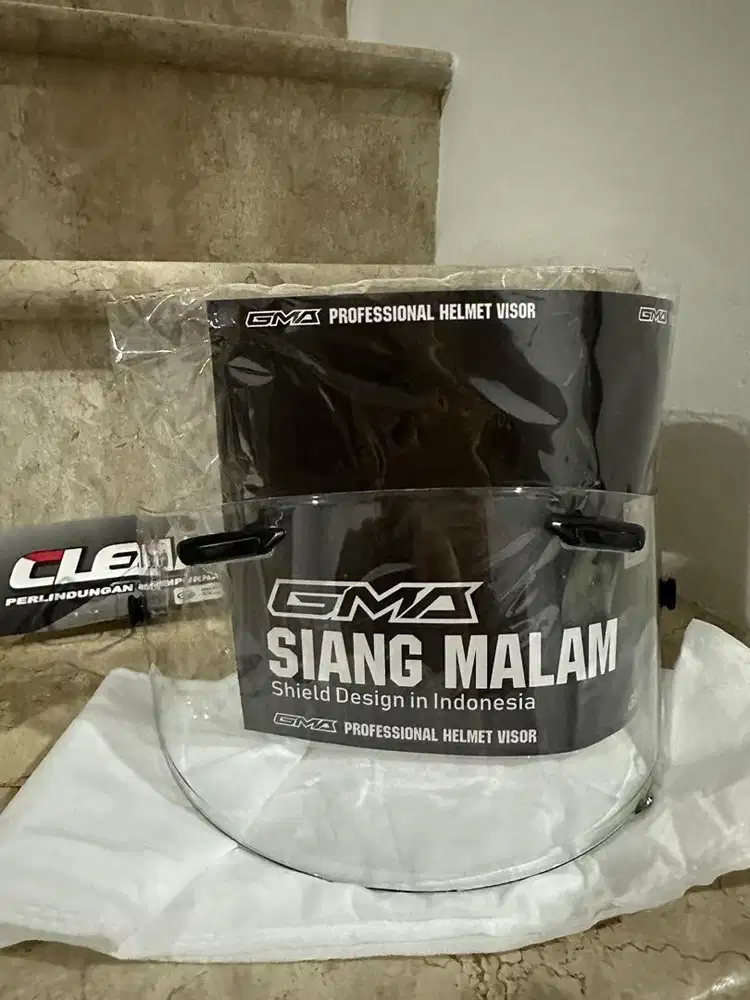 GMA Flat Visor Photochromic Arai RX-7X