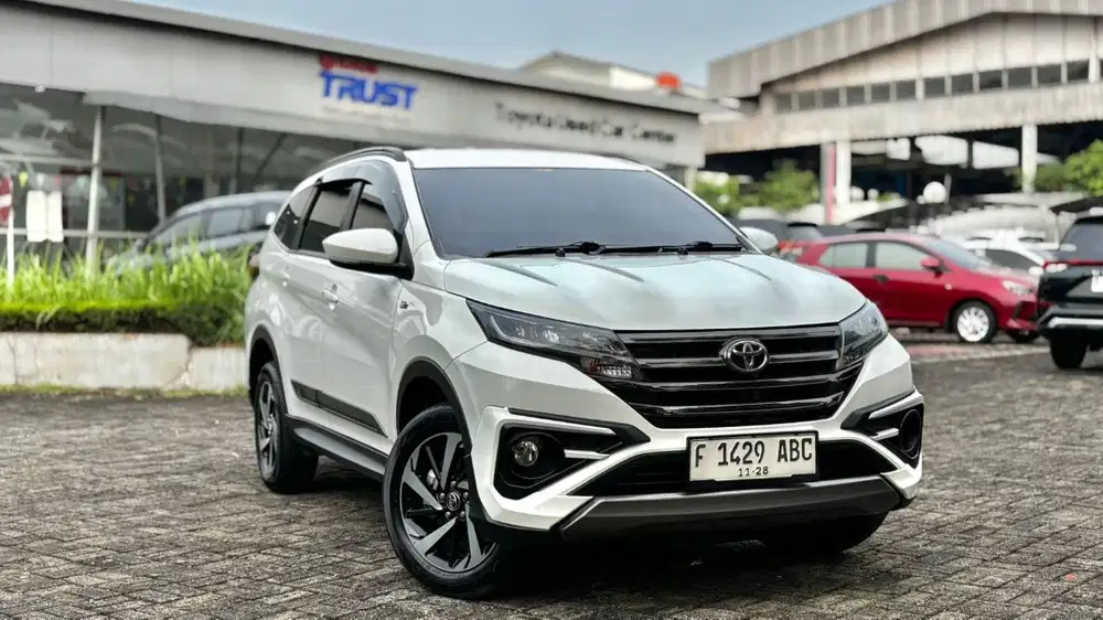 (Like New) Toyota Rush S GR Sport AT 2023