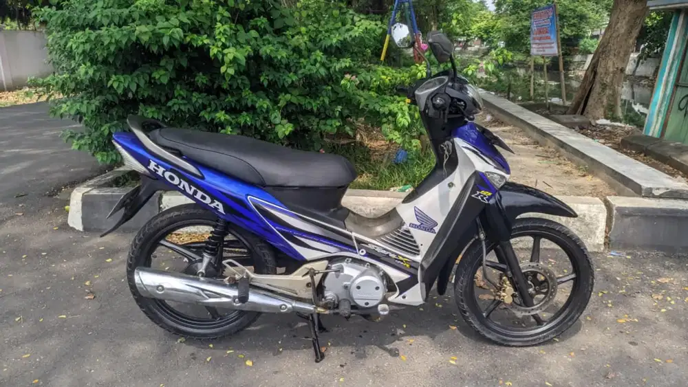 Supra x 125cc 2006 Biru Pgmfi Mesin Nyuss