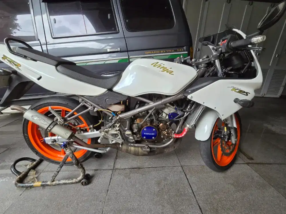 Dijual Ninja RR putih