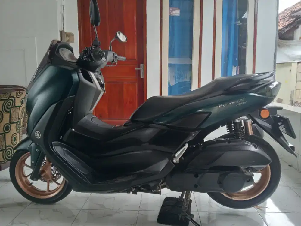 Yamaha n max 2023 lengkap