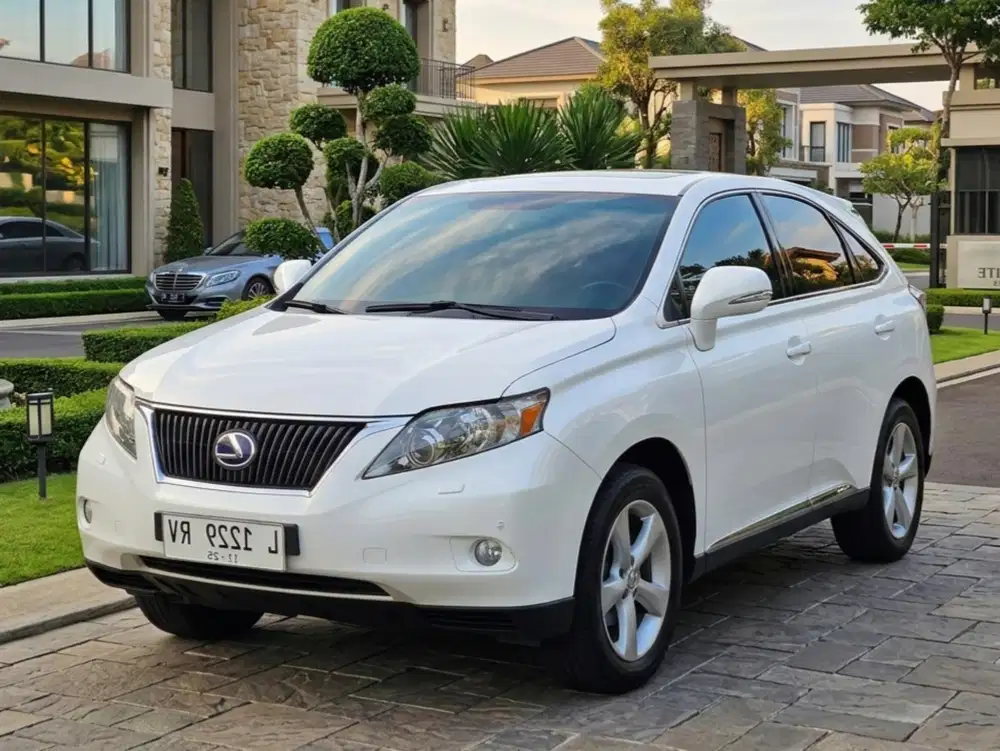 Km81rb ANTIK POL LEXUS RX270 2011 SUPER GOOD COONDITION