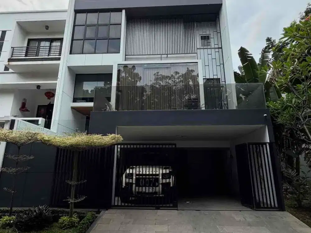 Rumah Mewah Pantai Indah Kapuk 9x17 Semi Furnish (Bangunan Mandiri)