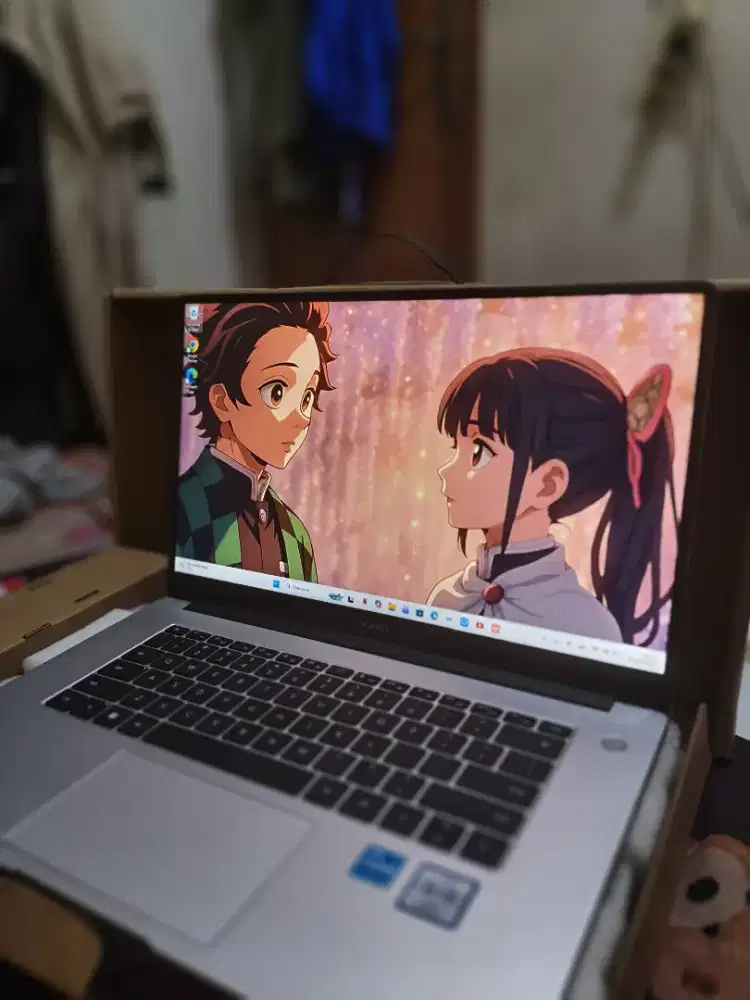 Huawei matebook D15 i3-1115G4 8+256GB ssd Windows 11