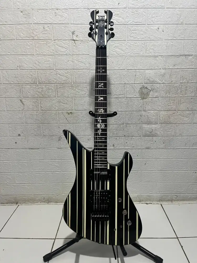 gitar schecter synyster gates