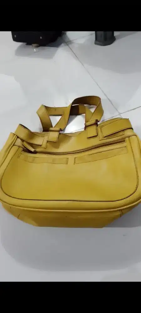 Tas Tote yellow kulit
