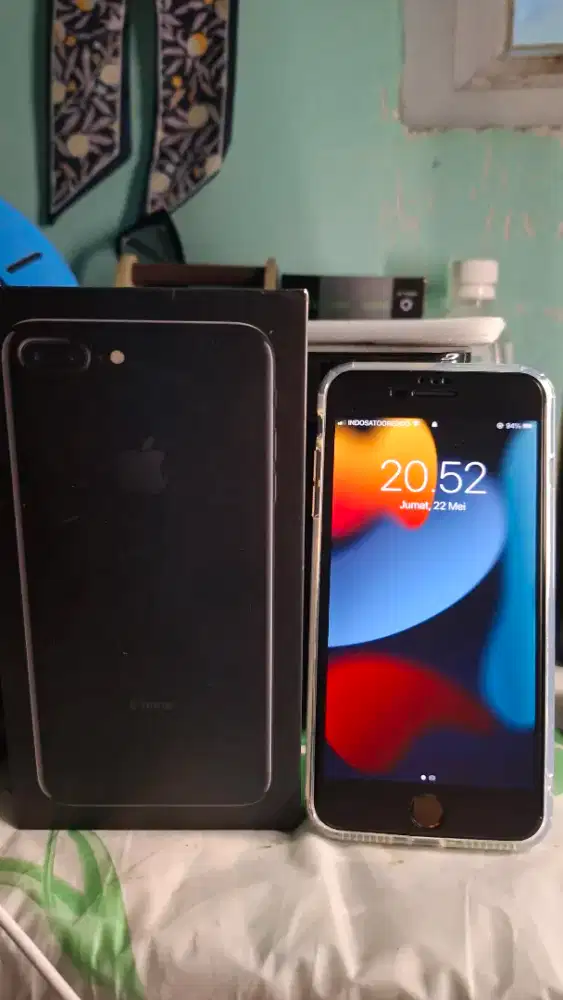 Dijual iphone 7 plus black glosy 256gb
