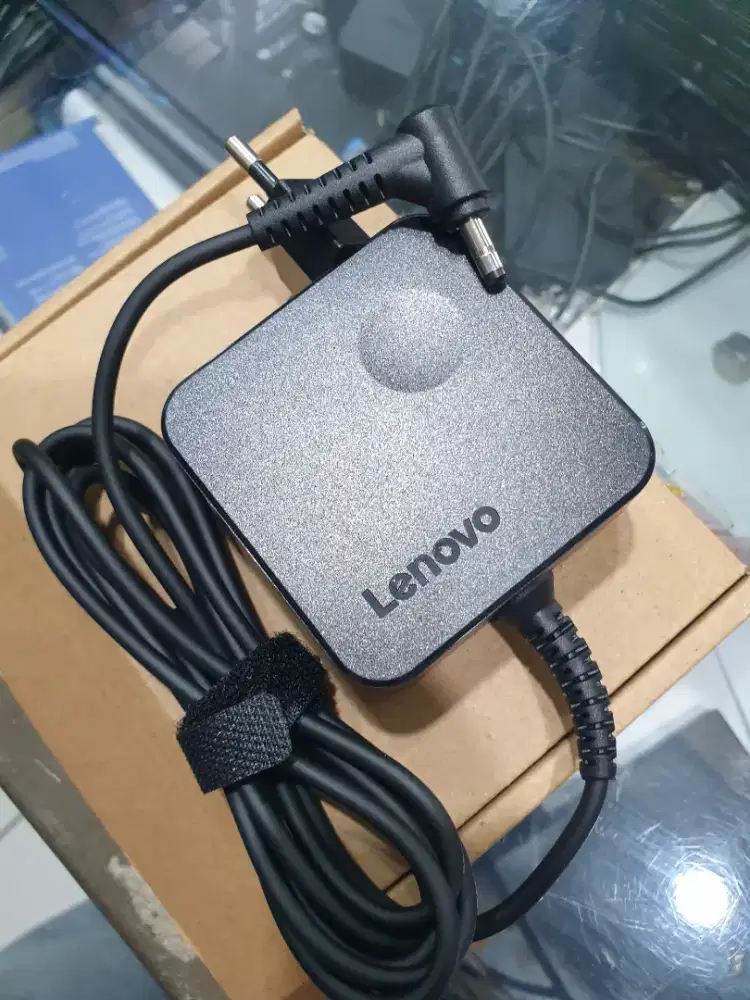Adaptor Lenovo Original