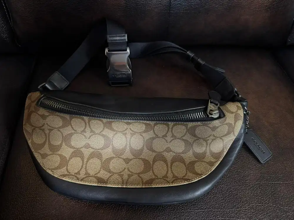 DIJUAL RUGI TAS Coach Warren Belt Bag In Sign Canvas Khaki/Black 78777