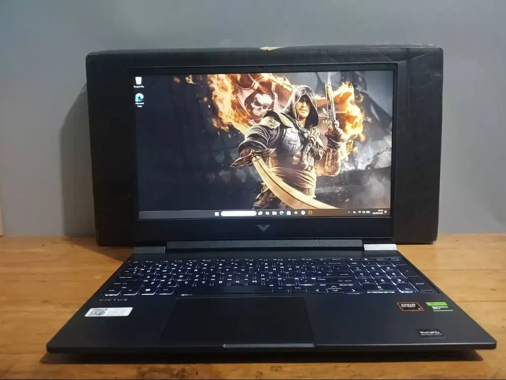 HP Victus 15 Ryzen 7 8845HS RTX 4050 — Gaming Gahar Garansi 2027 |