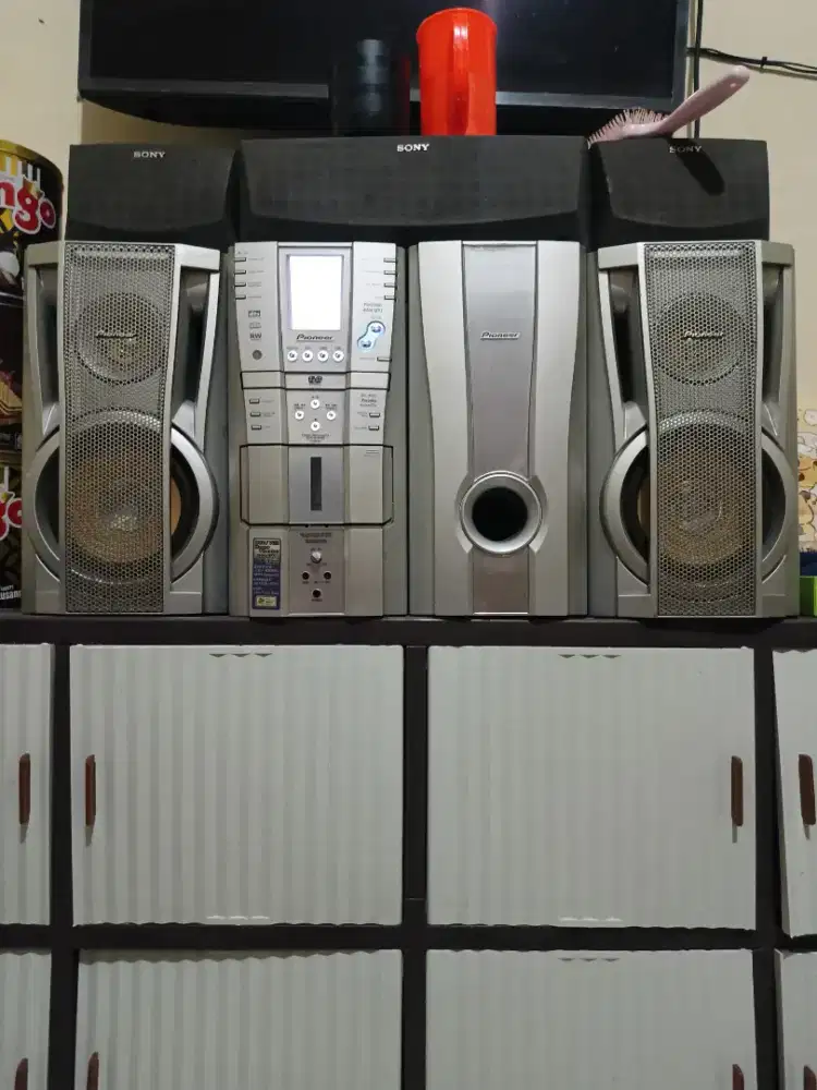 Pioneer XV EV-61