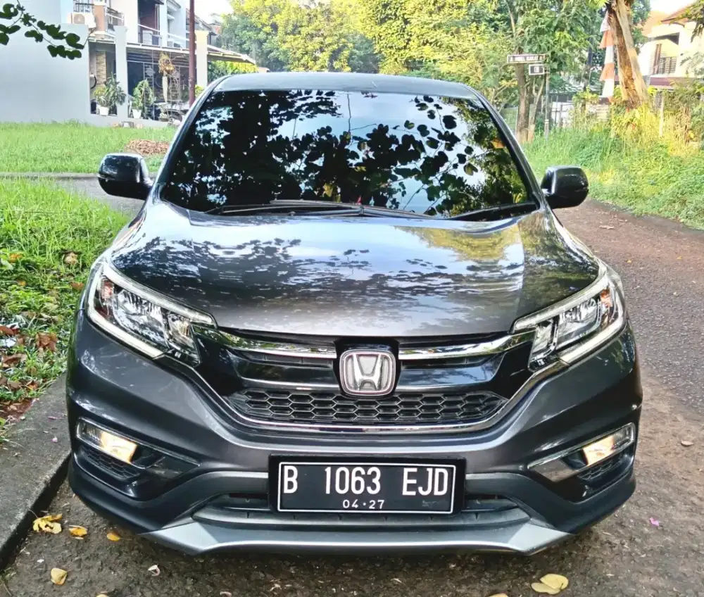 Honda CRV 2.4 Rare Item Km Low Asli