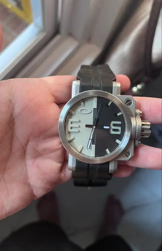 Jam tangan Oakley Gearbox SE color ORIGINAL ( Watch Only )