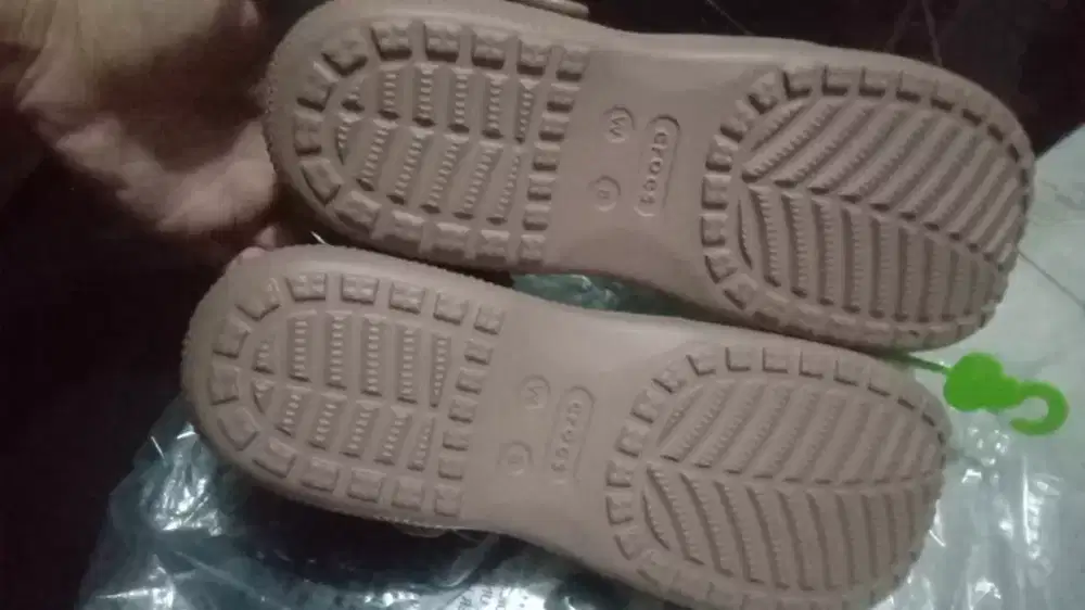 Sendal ballet crocs