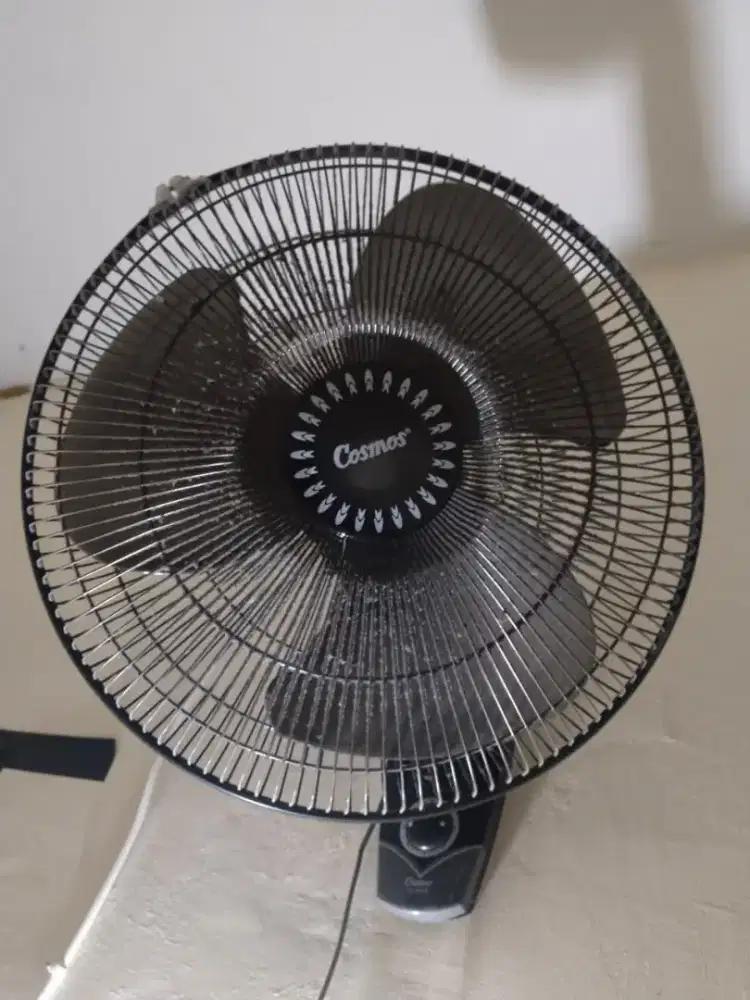 Kipas angin Cosmos 16-WFO SPEED