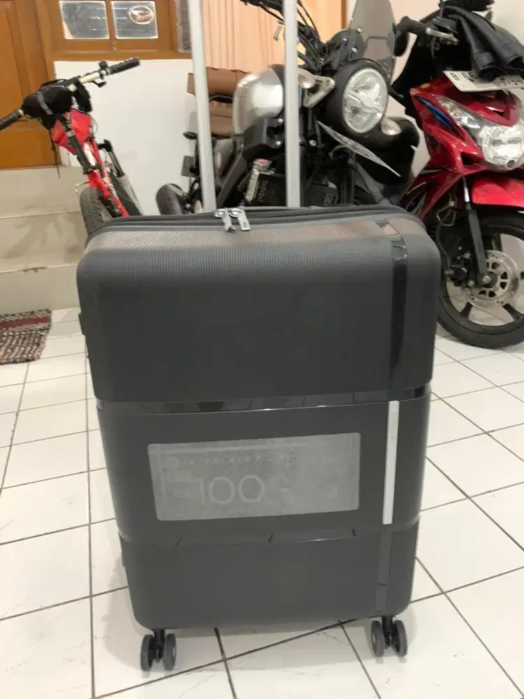SAMSONITE INTERLACE SIZE M harga baru 5.5 JT