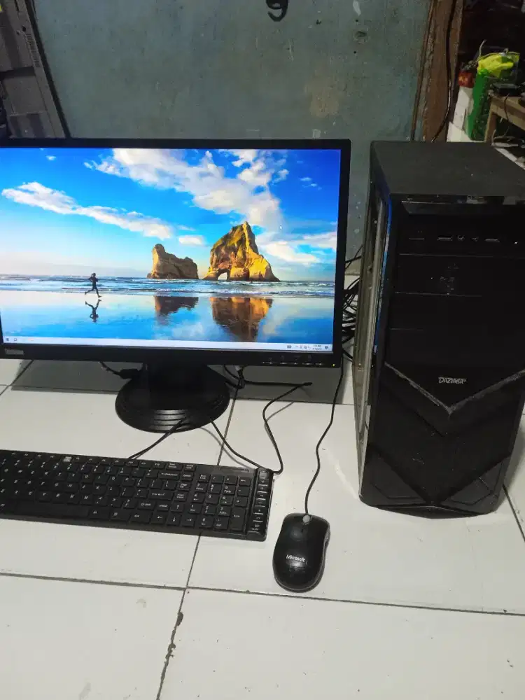 Komputer Fullset Core I3 Gen 3 Monitor 24 Inch Win 10