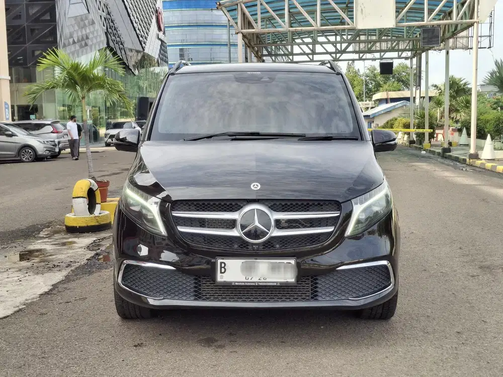 (km 10rb perak) MERCEDES BENZ V250 2.0 AVANTGARDE 2022/2023