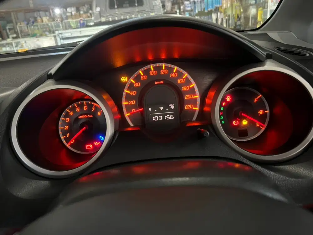 Honda Jazz 2011 Bensin