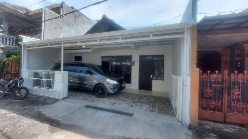 RUMAH DI JUAL MURAH Siap Huni Baru Renovasi