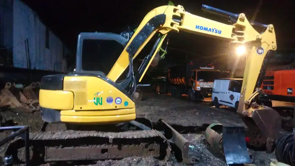 Excavator Komatsu PC 75