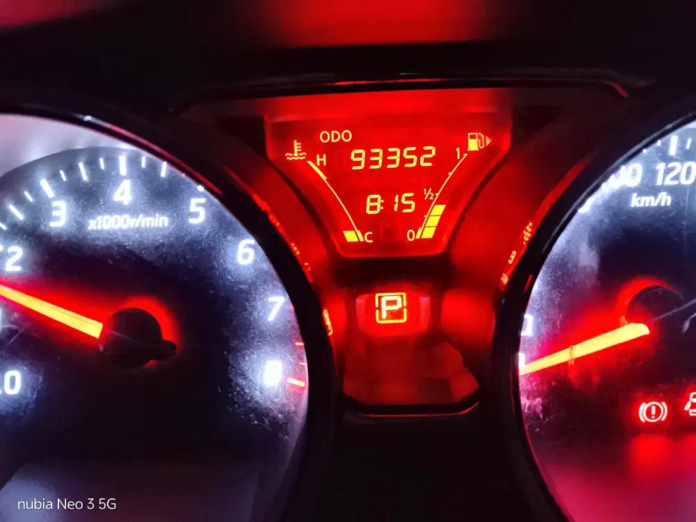 Nissan Grand livina 2014 Bensin