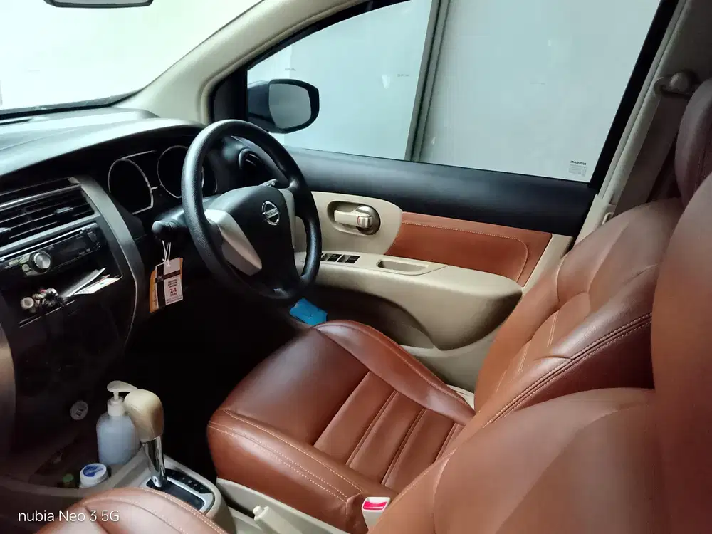 Nissan Grand livina 2014 Bensin
