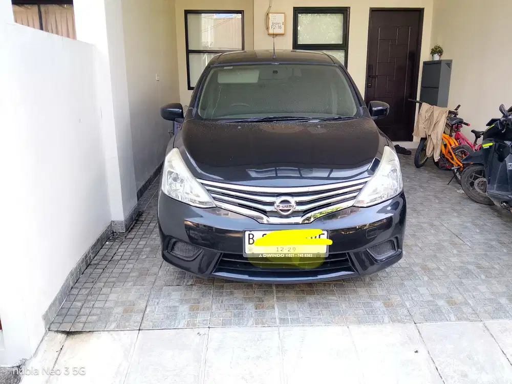 Nissan Grand livina 2014 Bensin
