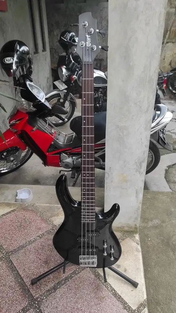 Bass Elektrik Cort Action-A