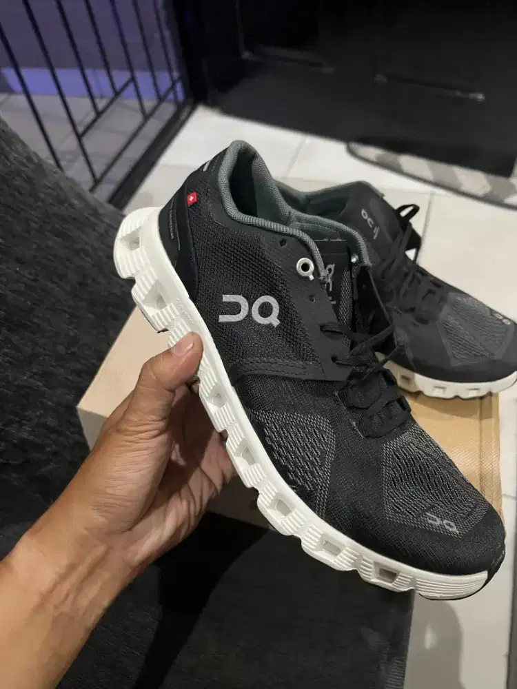 Sepatu oc blk white