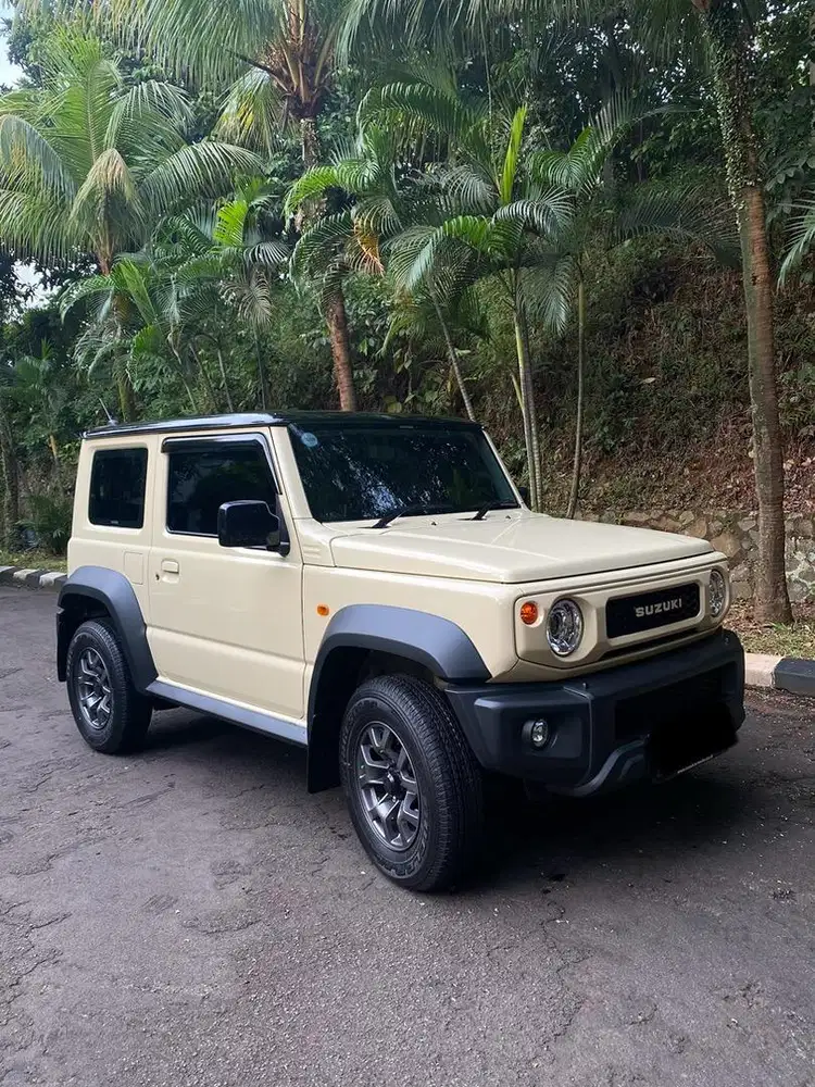 2025 Suzuki Jimny 4x4 AT