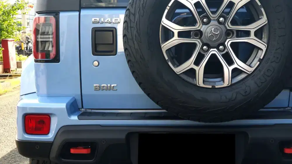 Km 3rb baic bj40 plus turbo 4x4 awd 2024 pakai 2025 biru