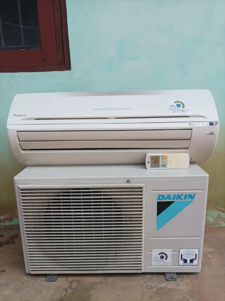 Jual beli AC bekas berbagai merk