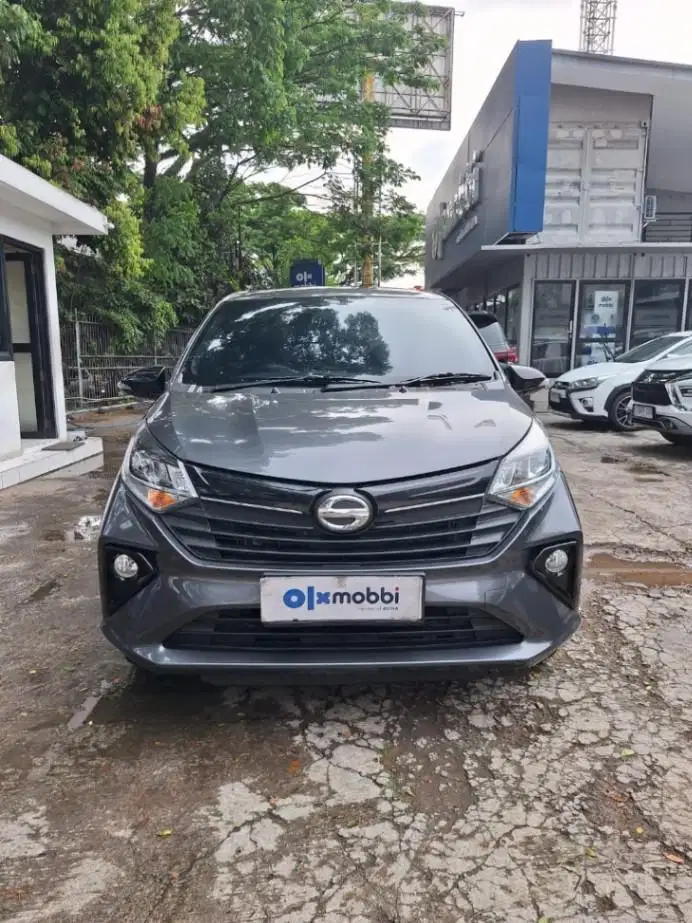 LOW DP Daihatsu Sigra 1.2 R Bensin-MT 2023 VDM