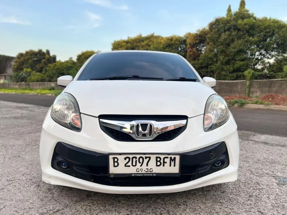 HONDA BRIO E AT 2015