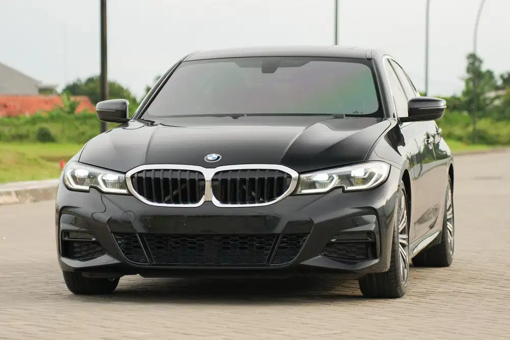 Green Flag! BMW 330i M-Sport 2020 Warranty (G20) Black cla200 530i