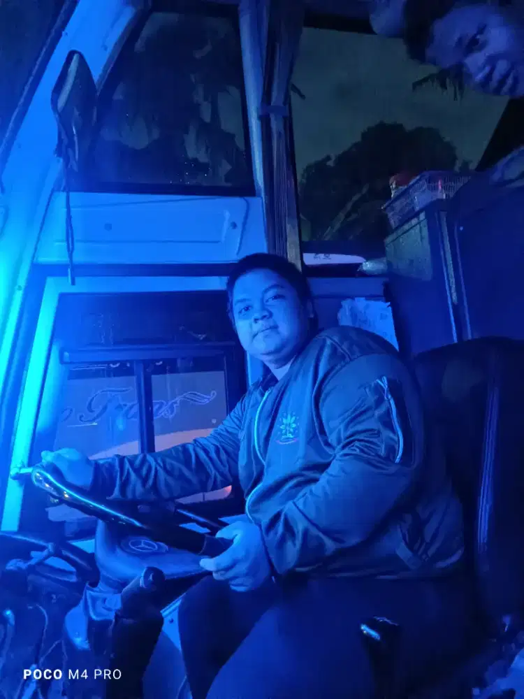 Jasa driver sewa hari weekend (Sabtu - Minggu) dan tanggal merah